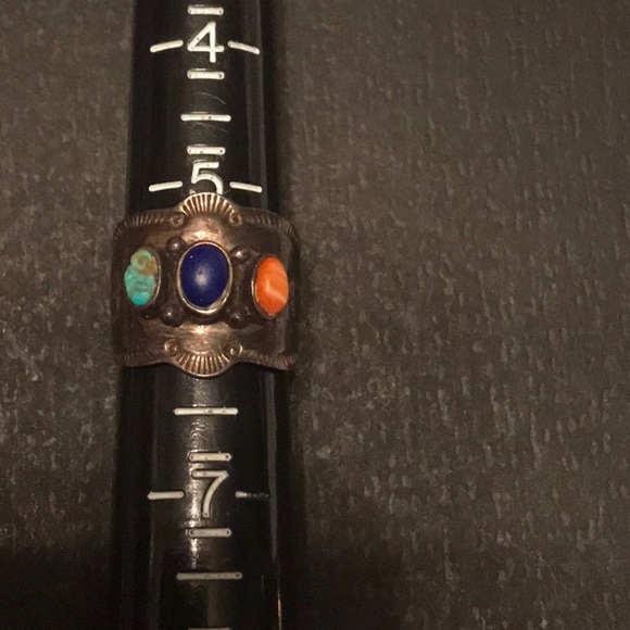 Three Stone Sterling Silver Ring - Picture 7 of 8